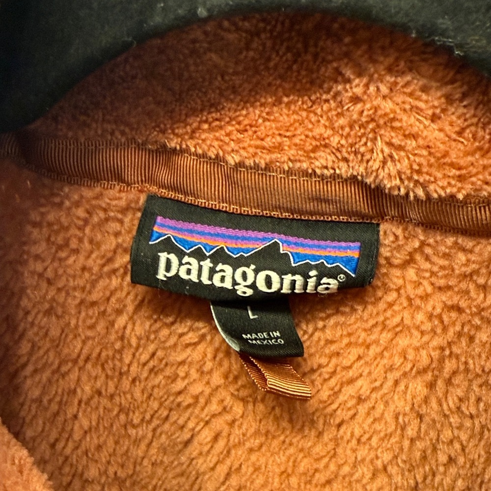 Patagonia Warm Dark Peach Polartec Quarter-Zip Fleece - Picture 2 of 7